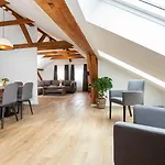Lieblingsquartier 15 *